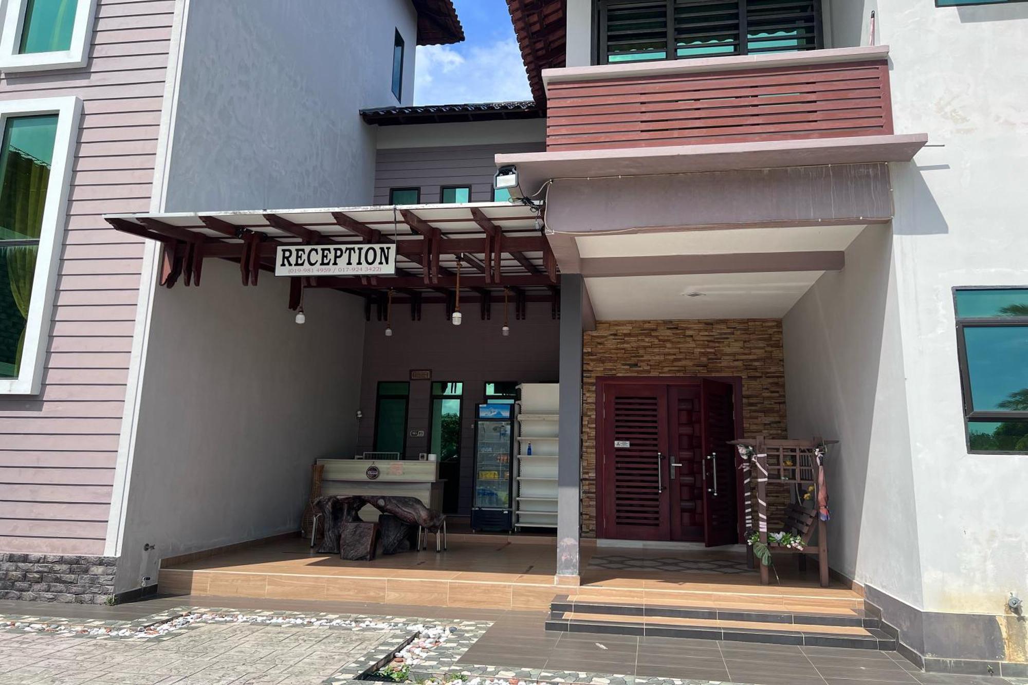 Nurbayu Chalet, Kemaman クアンタン エクステリア 写真