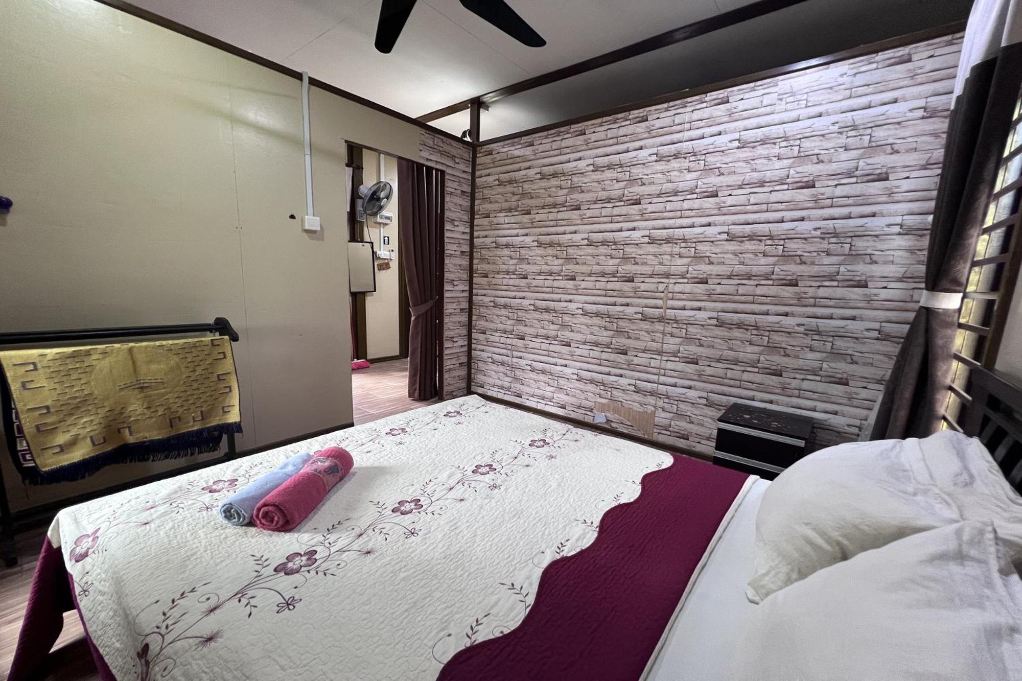Nurbayu Chalet, Kemaman クアンタン エクステリア 写真
