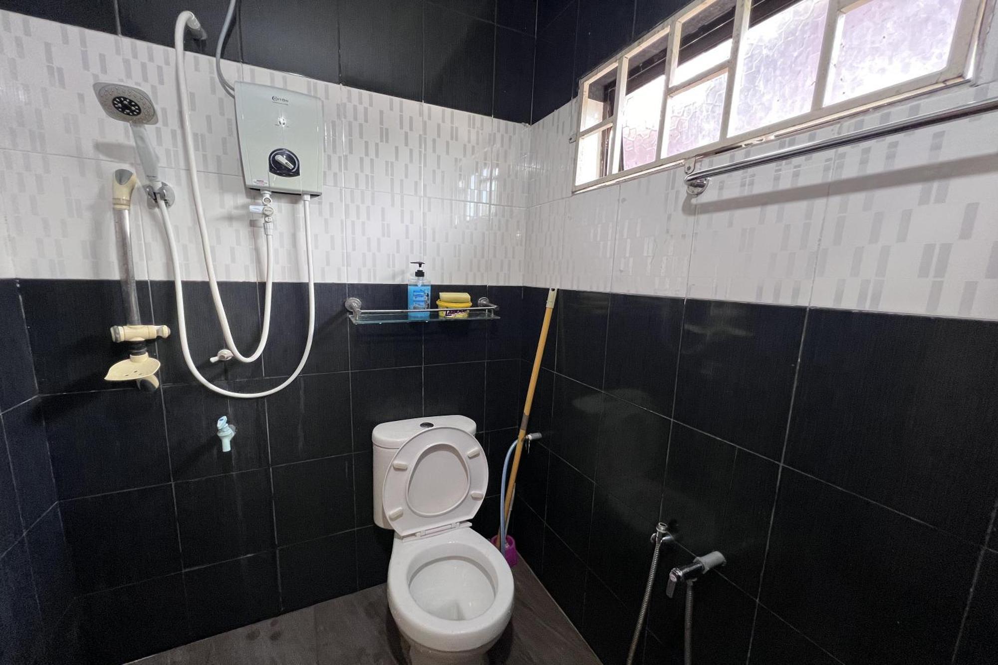 Nurbayu Chalet, Kemaman クアンタン エクステリア 写真