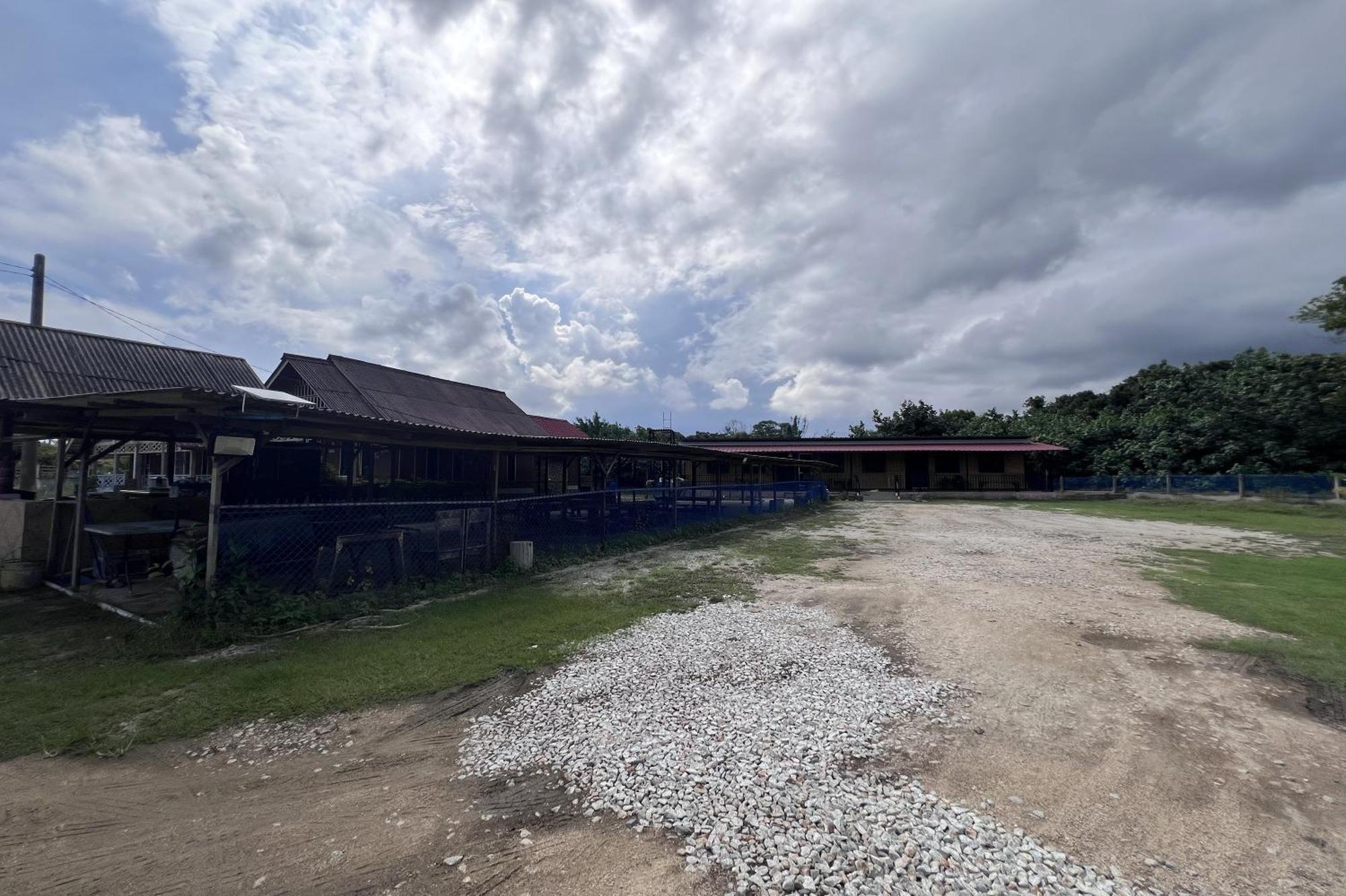 Nurbayu Chalet, Kemaman クアンタン エクステリア 写真